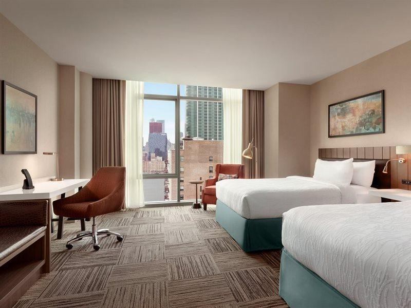 Hilton Garden Inn Chicago Downtown South Loop Exterior photo